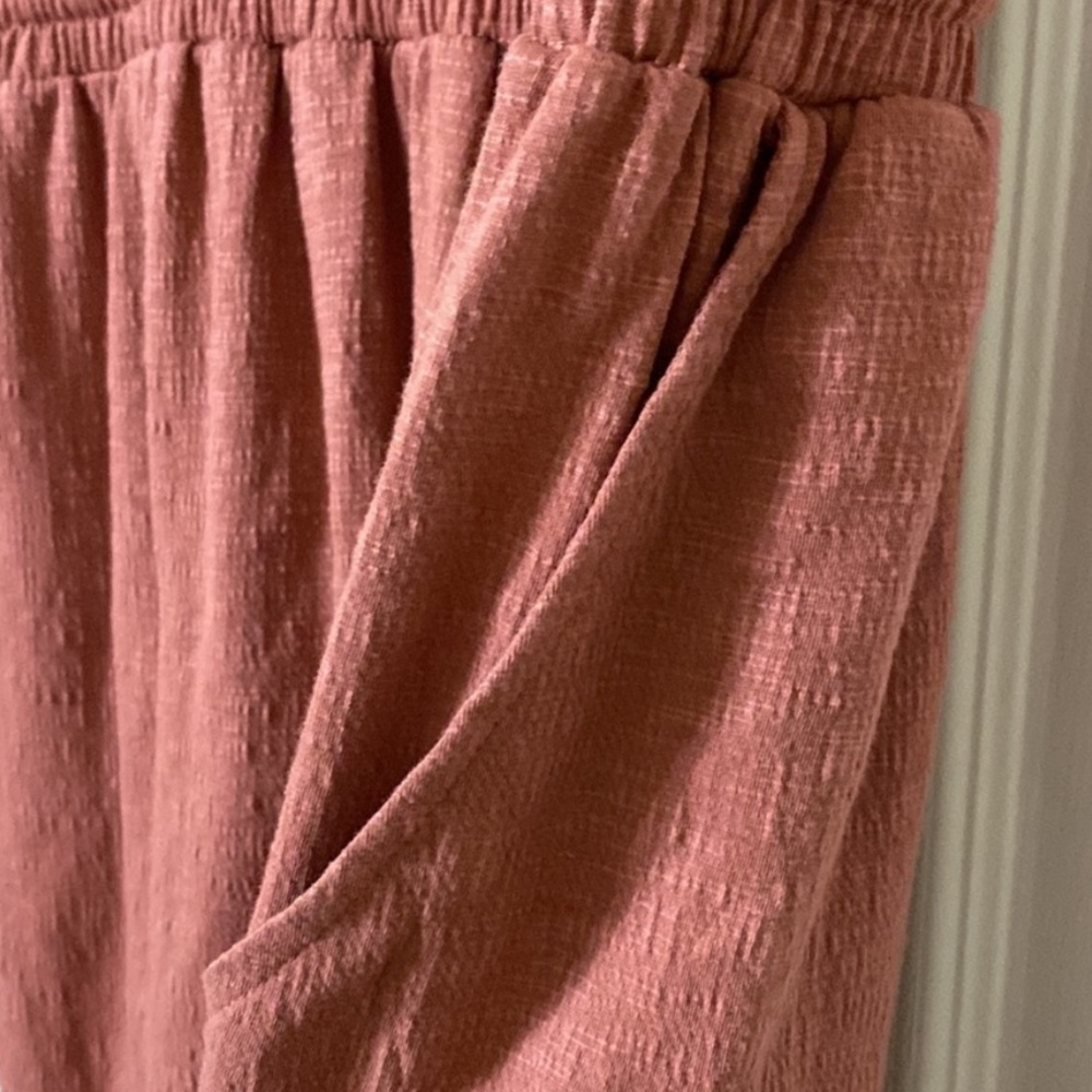 Rust Romper with Puff Sleeves and Pockets - Picture 5 of 8